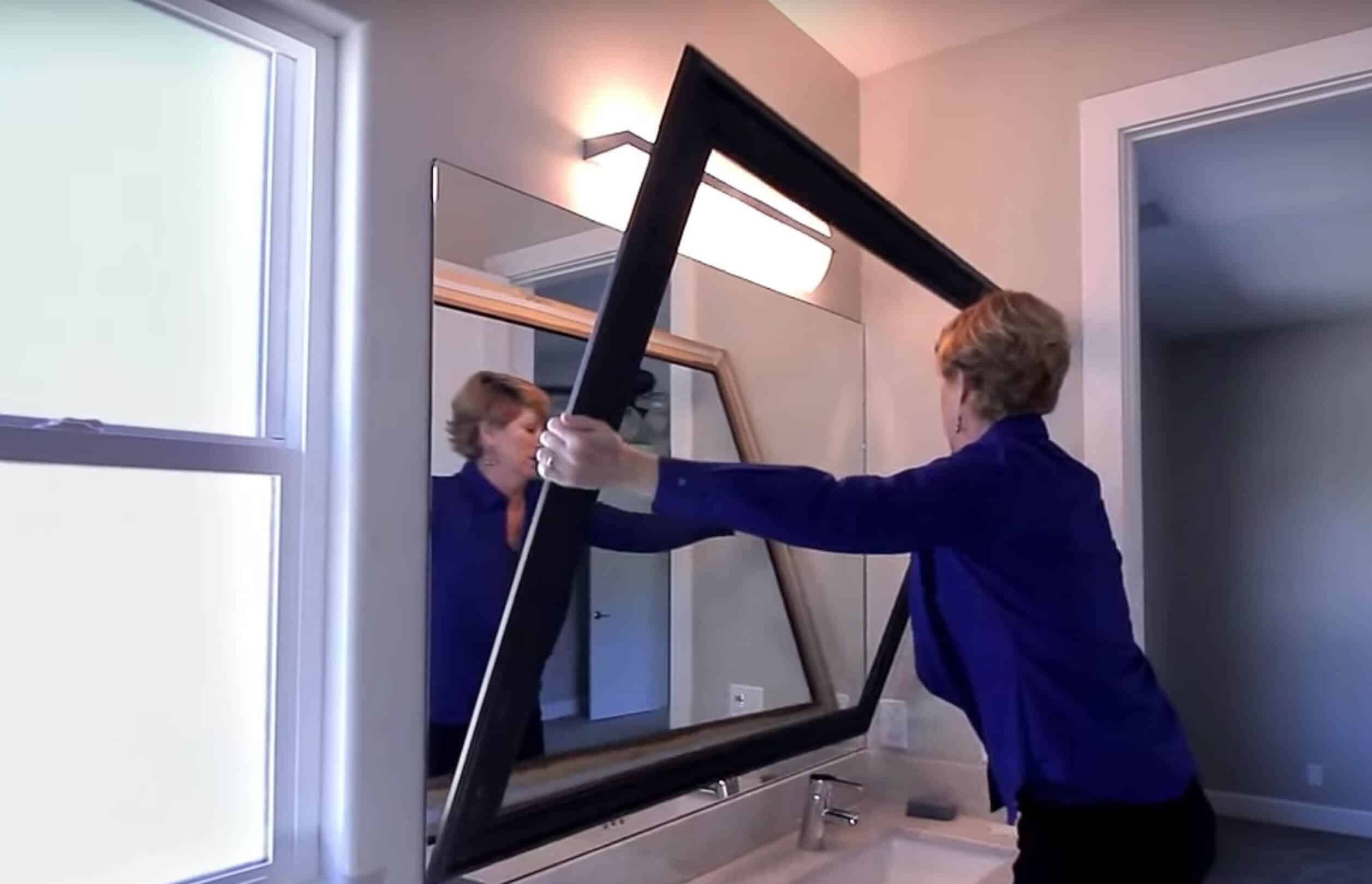 Read more about the article Upgrade Your Bathroom with Wood Framed Mirrors!